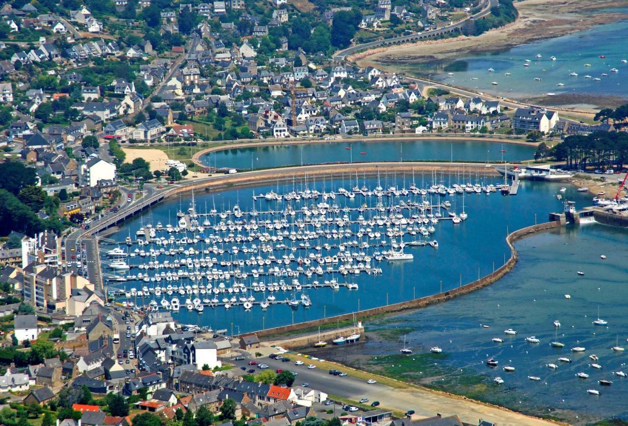 Studio Expose Plein Sud Vu Sur Le Port De Plaisance Перро-Гирк Экстерьер фото